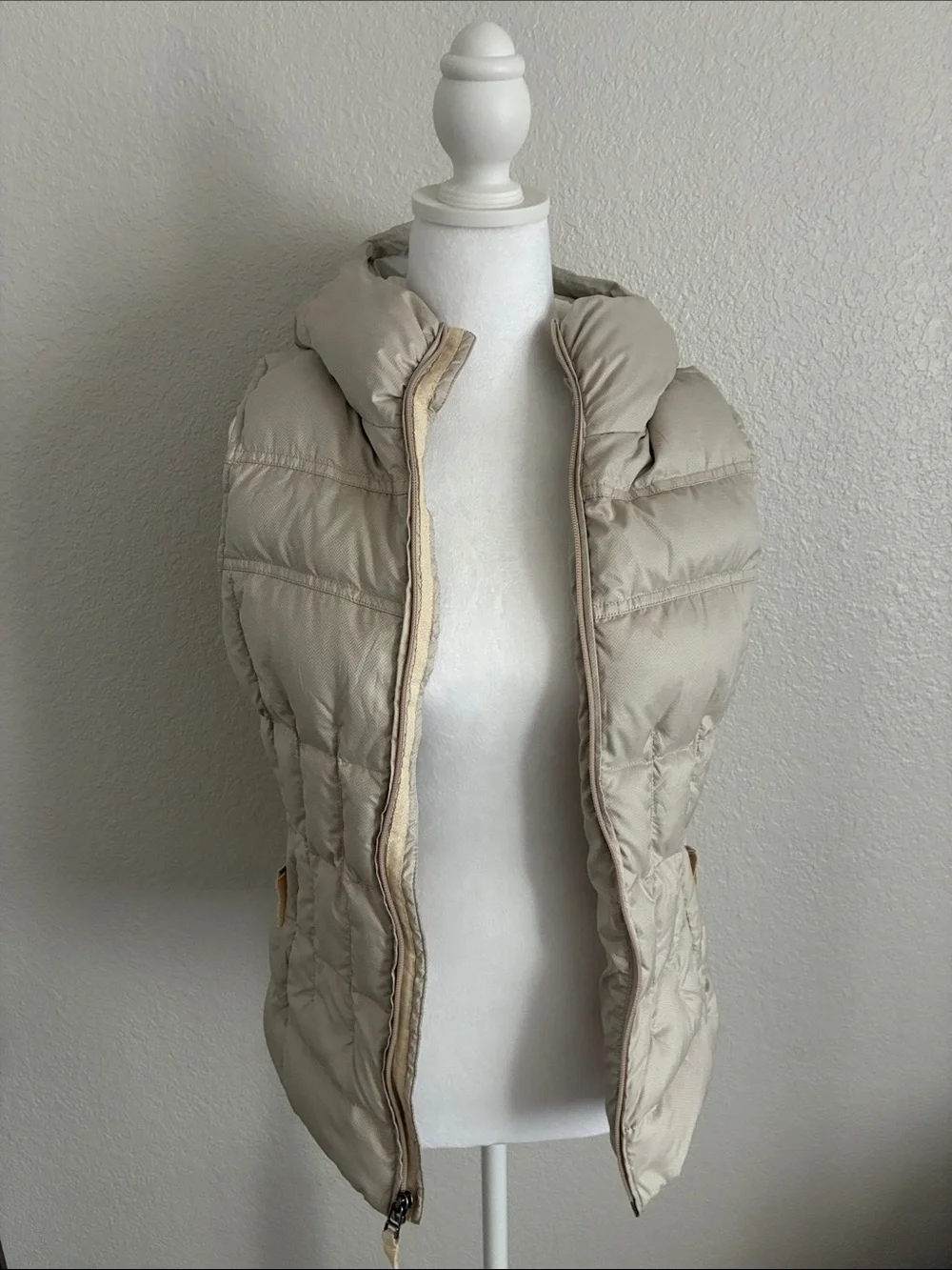 Prana Ivory-Beige Herringbone Down Fill Hooded Puffer Vest